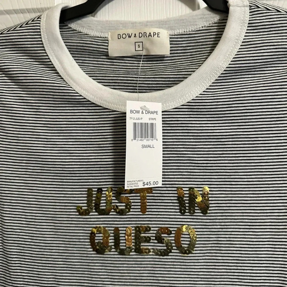 Bow & Drape Just in Queso Women's Sequin Striped T-Shirt Small Black/White NWT - Picture 3 of 5